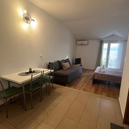 Apartments Mateljak Gradac  Eksteriør bilde