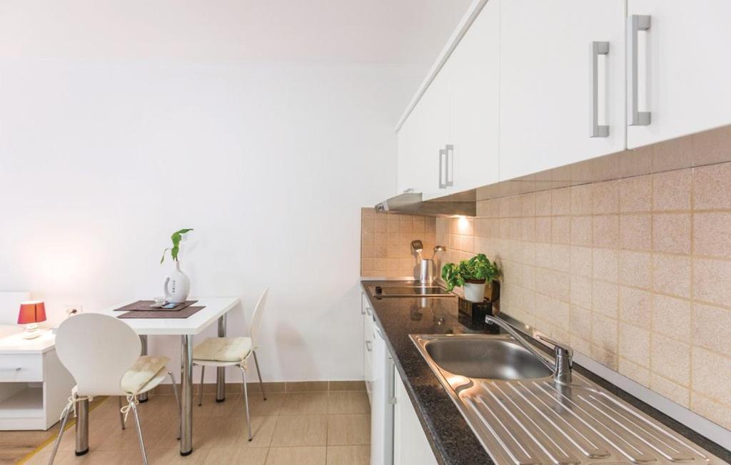 Apartments Mateljak Gradac  Eksteriør bilde