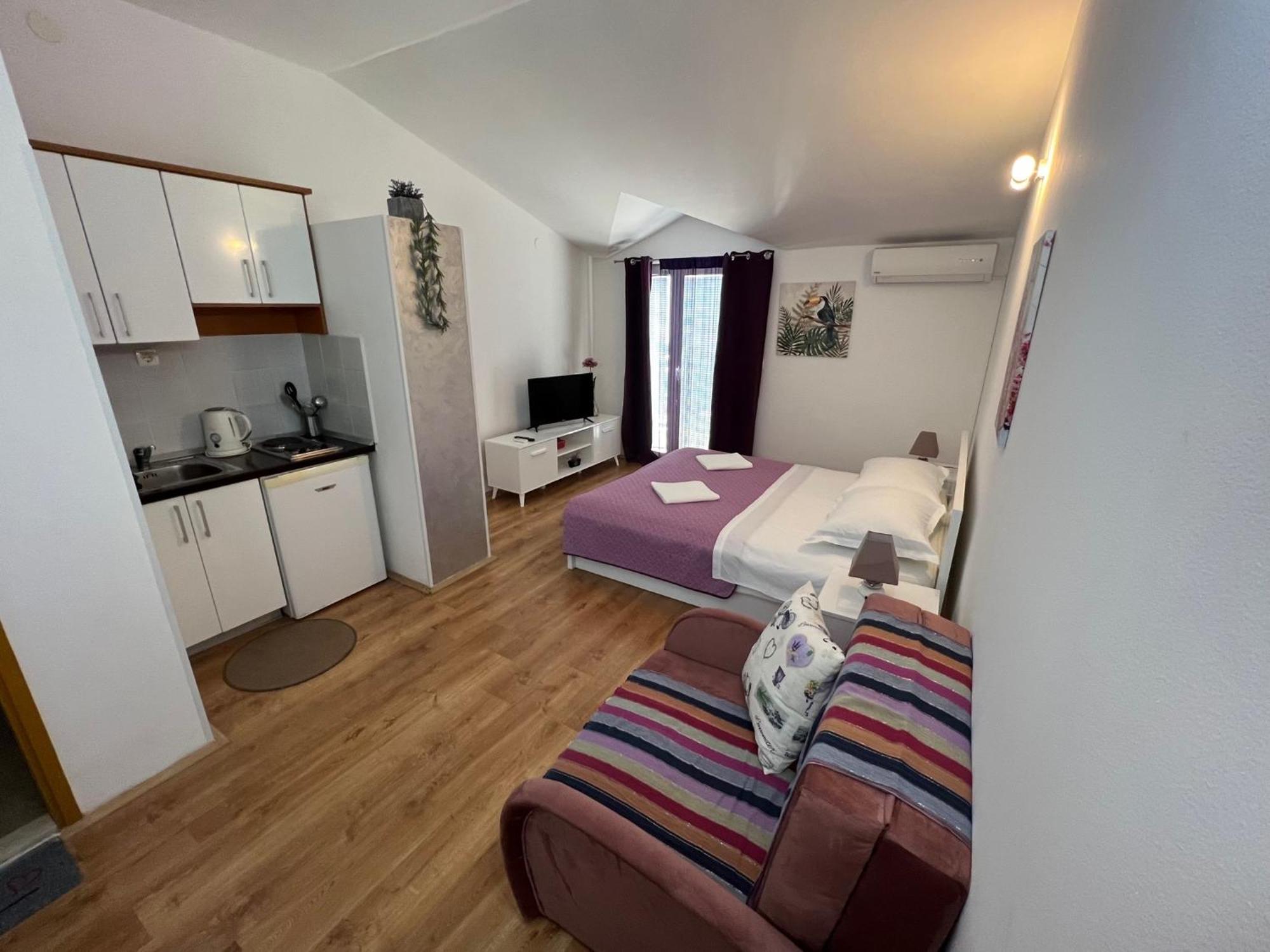 Apartments Mateljak Gradac  Eksteriør bilde