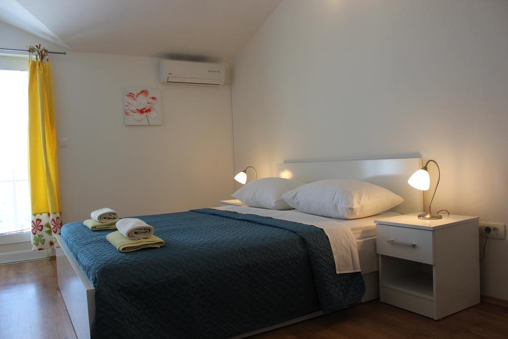 Apartments Mateljak Gradac  Eksteriør bilde