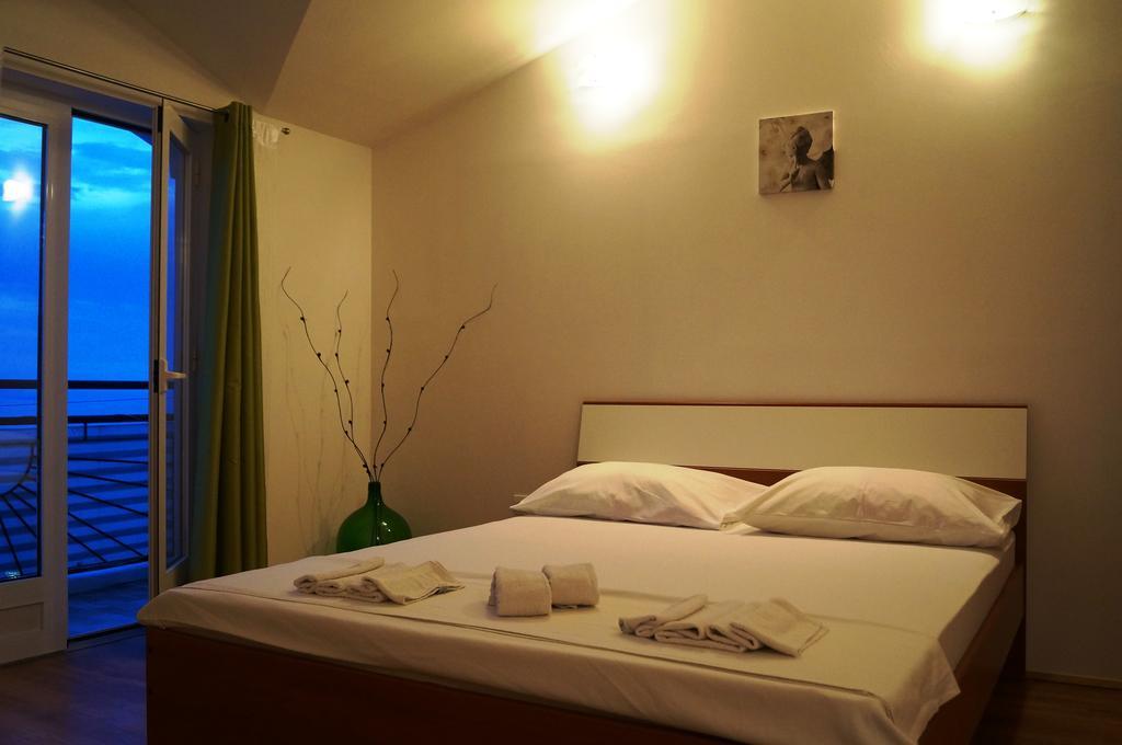 Apartments Mateljak Gradac  Rom bilde
