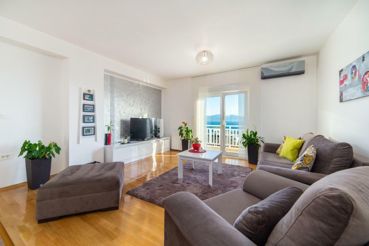 Apartments Mateljak Gradac  Eksteriør bilde