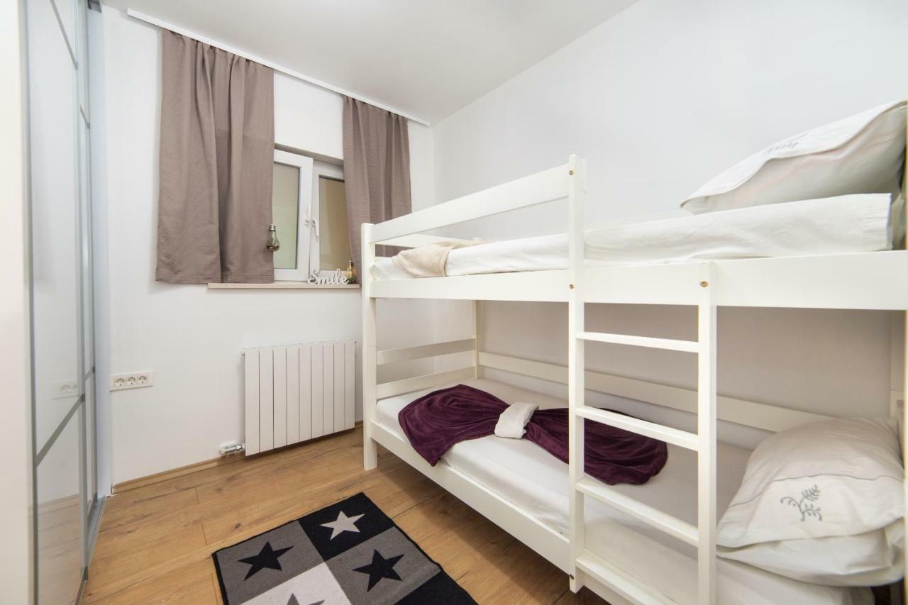 Apartments Mateljak Gradac  Eksteriør bilde